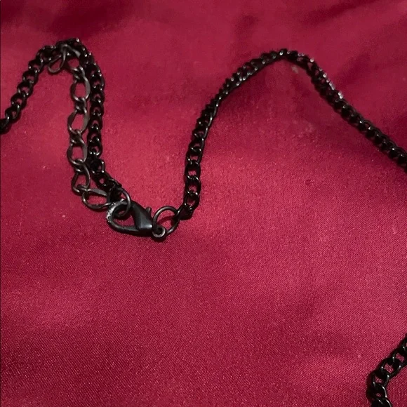 Fashion Jewelry Black and Gold Elephant Necklace - Picture 5 of 6